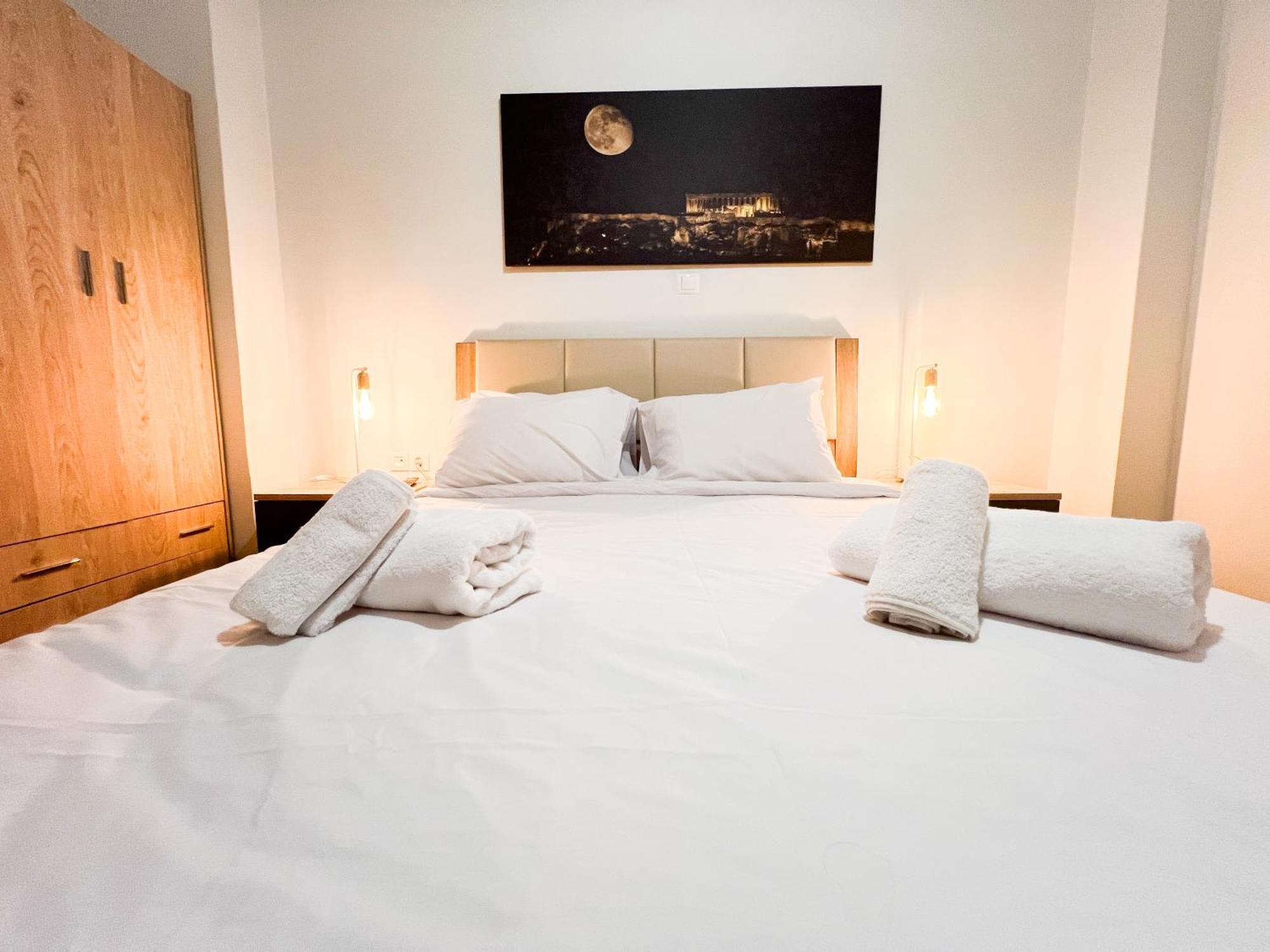 3 Bedroom Apartment Athens - Koukaki Экстерьер фото