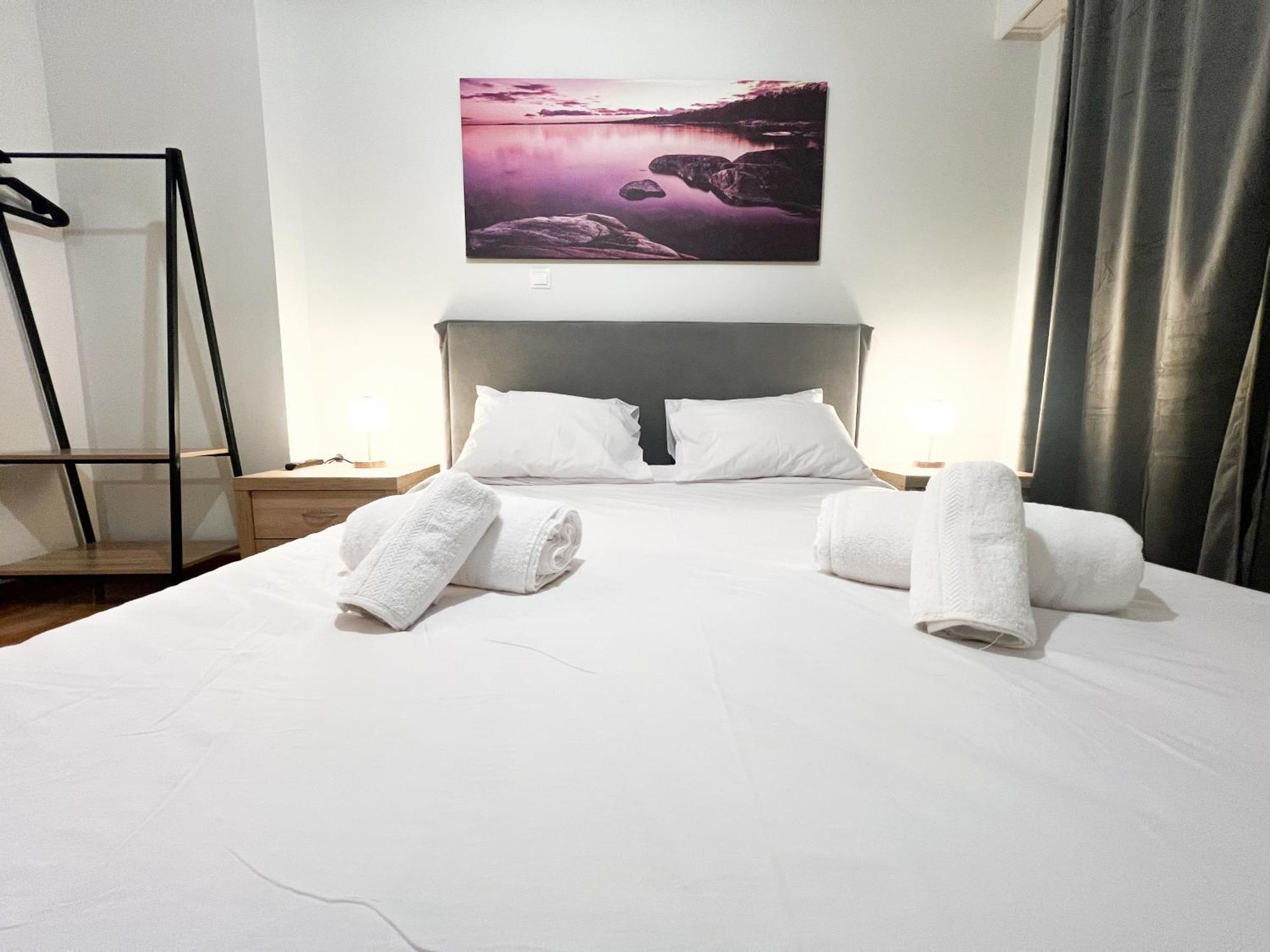 3 Bedroom Apartment Athens - Koukaki Экстерьер фото